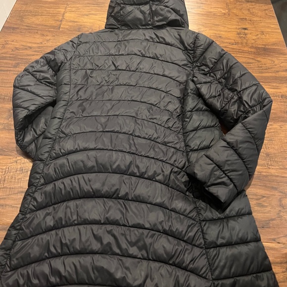 GAP women lightweight long hooded black puffer size small - Picture 4 of 9